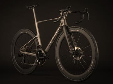 J.Laverack Redefines Cycling with Bespoke 3D-Printed Titanium and Carbon Hybrids