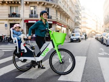 Paris Introduces Mandatory Helmets and Reflective Gear for E-Scooter Riders
